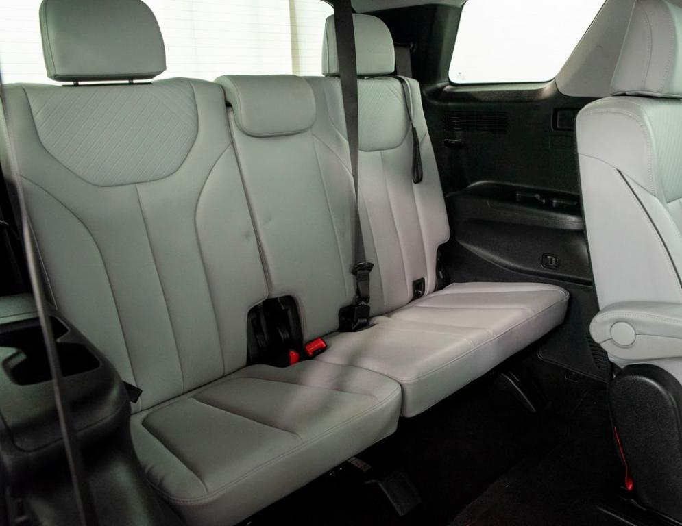 used 2025 Hyundai Palisade car, priced at $32,628