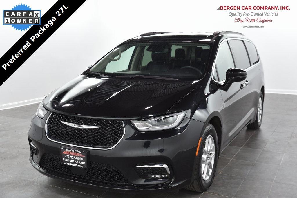 used 2022 Chrysler Pacifica car, priced at $23,998