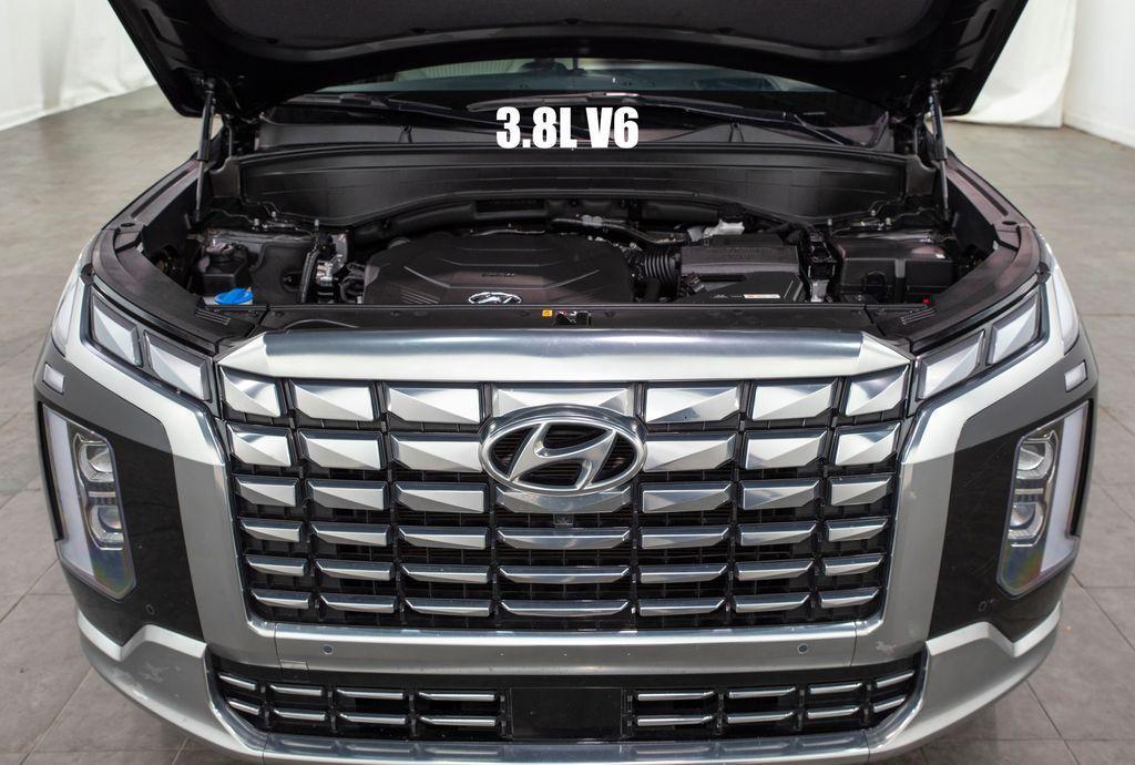 used 2024 Hyundai Palisade car, priced at $37,753