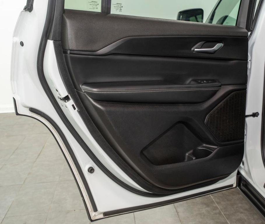 used 2023 Jeep Grand Cherokee L car, priced at $26,881
