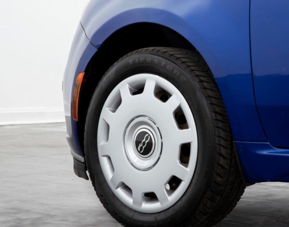 used 2013 FIAT 500 car, priced at $8,999