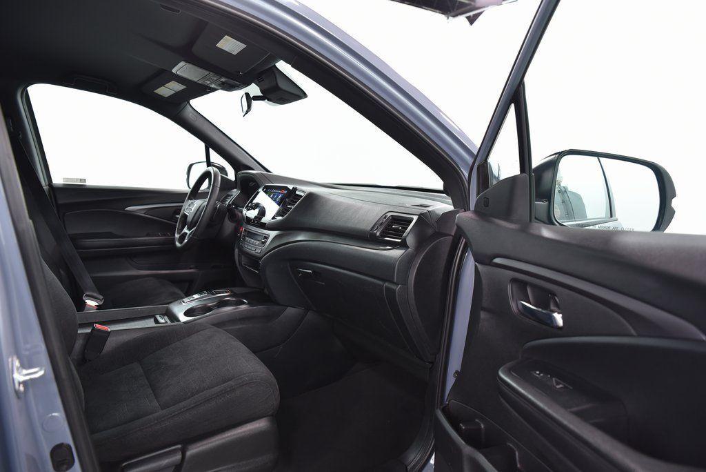 used 2022 Honda Pilot car, priced at $29,999