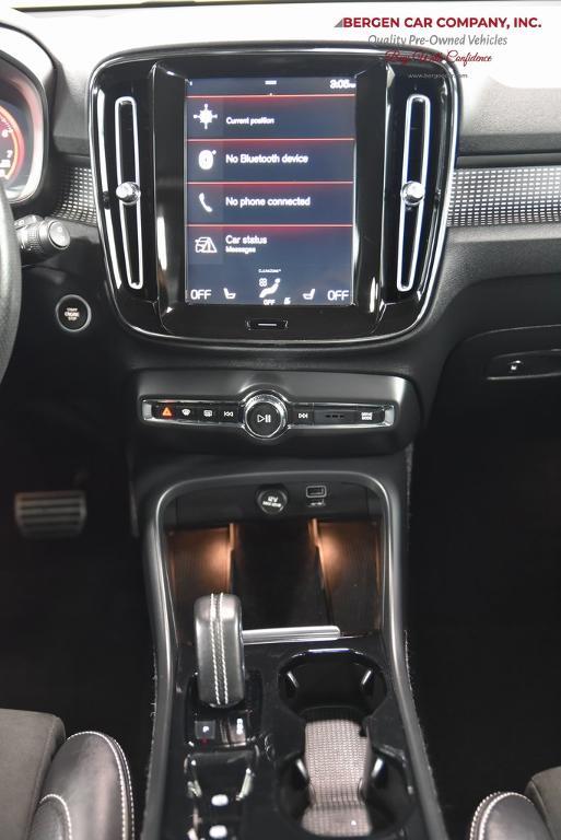 used 2019 Volvo XC40 car, priced at $25,963