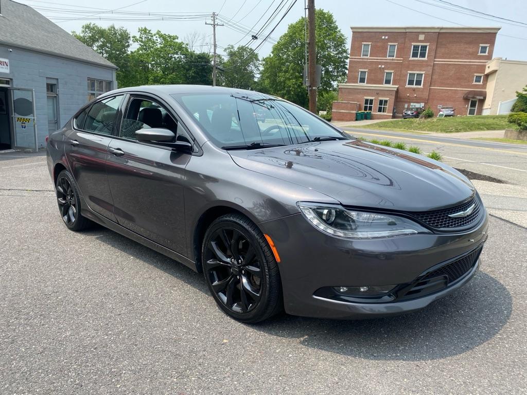 used 2016 Chrysler 200 car, priced at $12,995