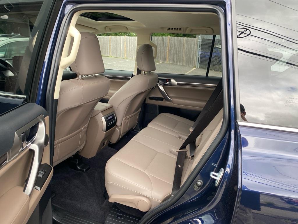 used 2022 Lexus GX 460 car, priced at $47,999