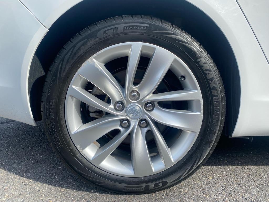 used 2015 Buick Regal car, priced at $15,999