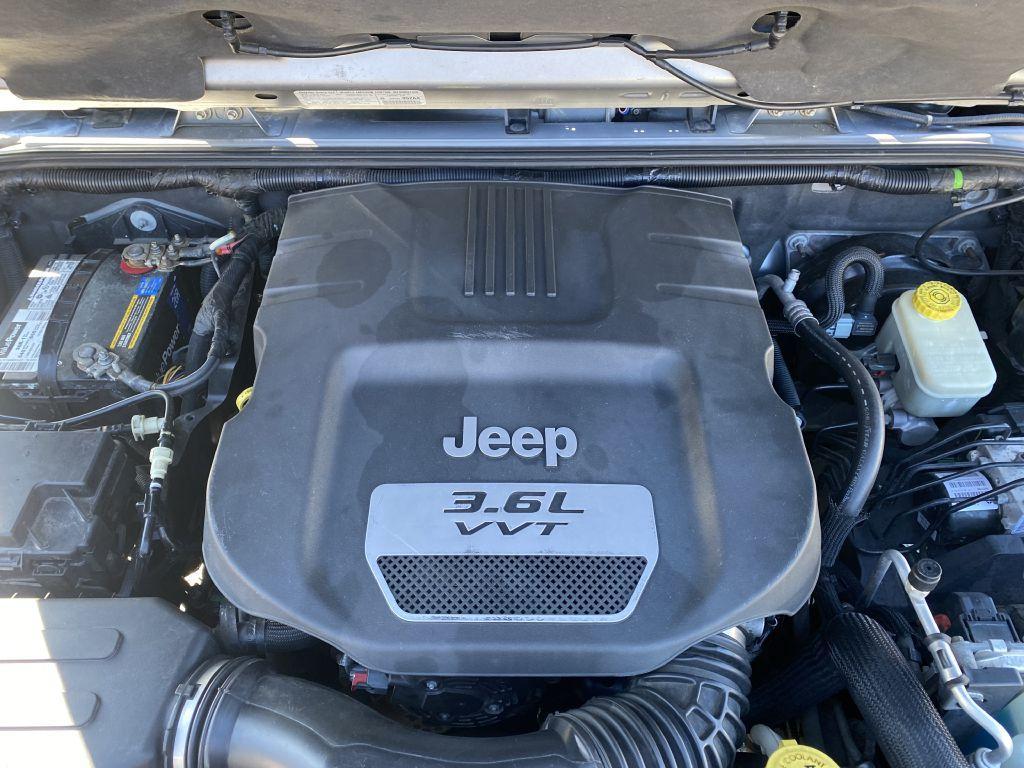 used 2013 Jeep Wrangler Unlimited car, priced at $15,500