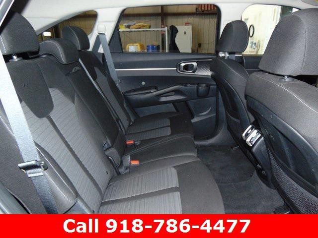 used 2023 Kia Sorento car, priced at $26,875