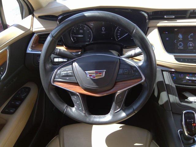 used 2019 Cadillac XT5 car, priced at $21,720