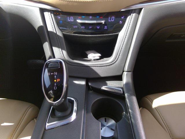 used 2019 Cadillac XT5 car, priced at $21,720