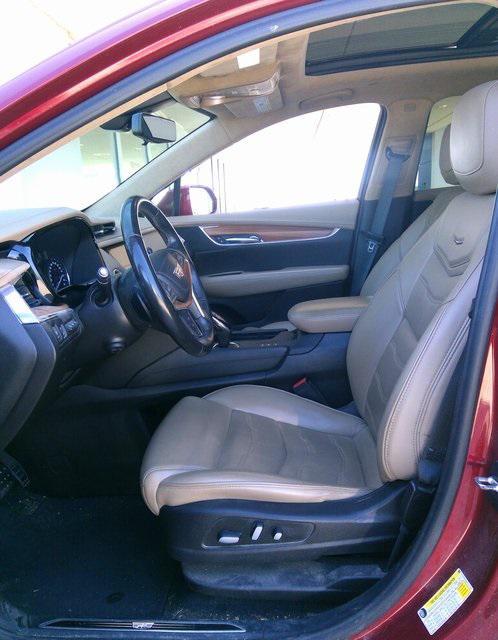 used 2019 Cadillac XT5 car, priced at $21,720