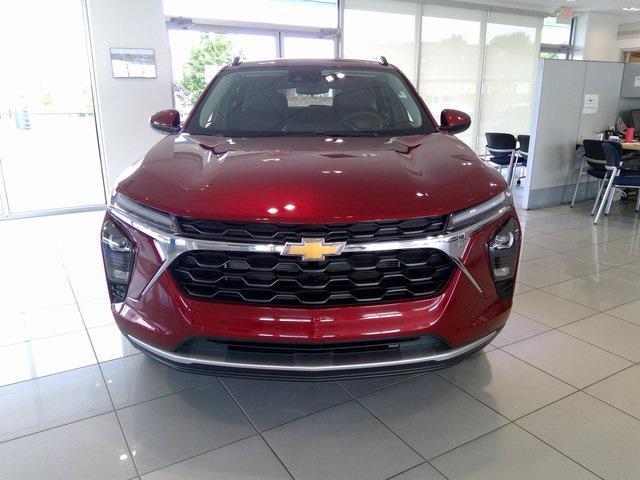 new 2025 Chevrolet Trax car, priced at $24,135