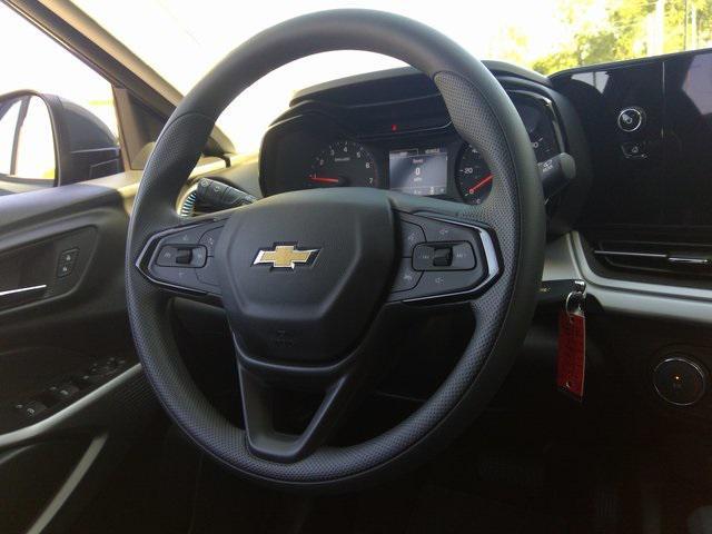 new 2025 Chevrolet Trax car, priced at $23,130