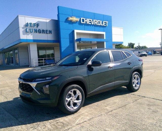 new 2025 Chevrolet Trax car, priced at $23,130