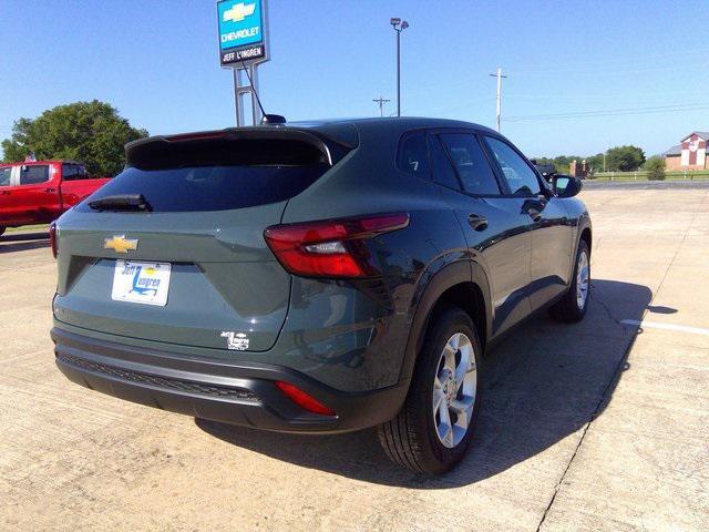 new 2025 Chevrolet Trax car, priced at $23,130