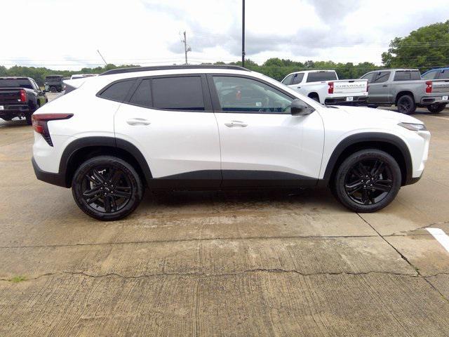 new 2025 Chevrolet Trax car, priced at $27,080