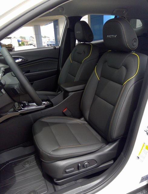 new 2025 Chevrolet Trax car, priced at $27,080