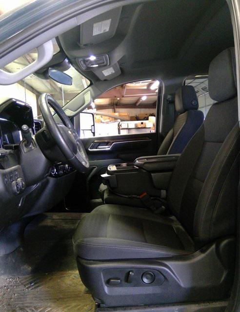 used 2025 Chevrolet Silverado 2500 car, priced at $59,658