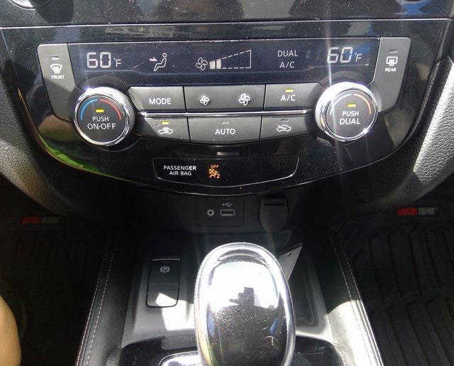 used 2020 Nissan Rogue car, priced at $17,470