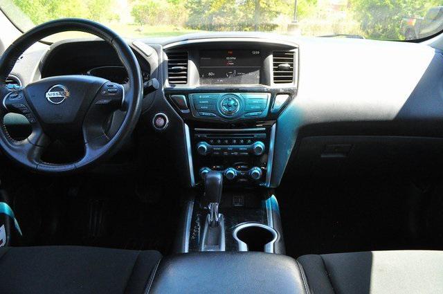 used 2019 Nissan Pathfinder car, priced at $16,372