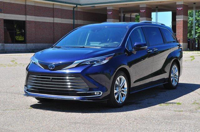 used 2023 Toyota Sienna car, priced at $48,634