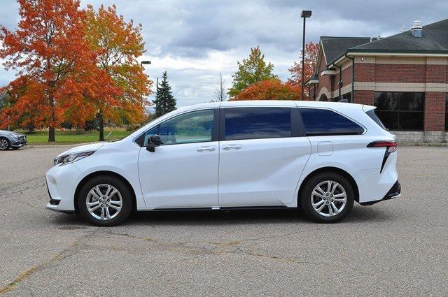 used 2023 Toyota Sienna car, priced at $43,706