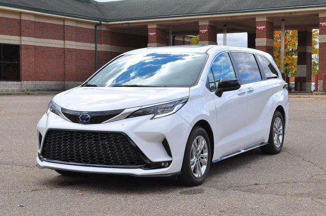 used 2023 Toyota Sienna car, priced at $43,706