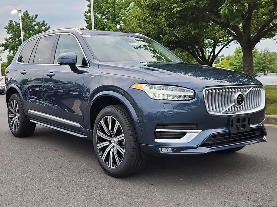 new 2025 Volvo XC90 car, priced at $65,595