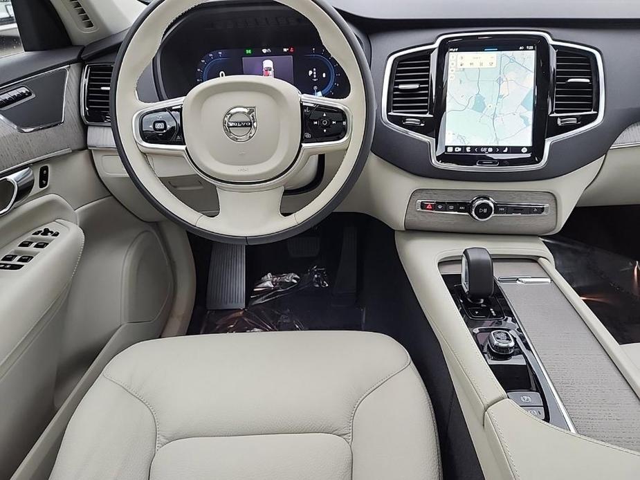 new 2025 Volvo XC90 car, priced at $65,595