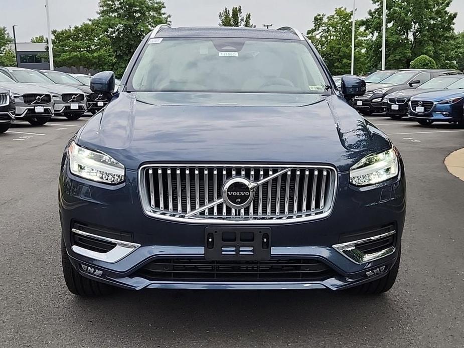 new 2025 Volvo XC90 car, priced at $65,595