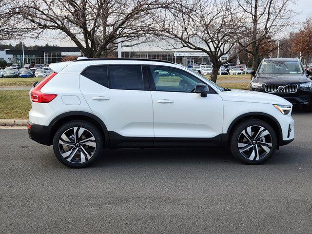 new 2025 Volvo XC40 car, priced at $49,170