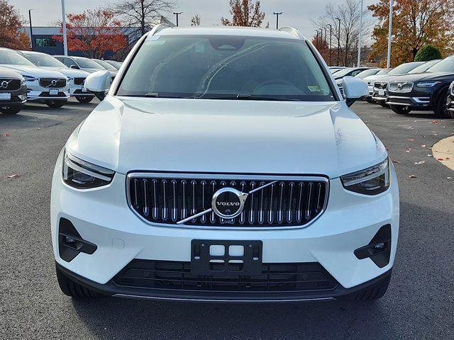 new 2025 Volvo XC40 car, priced at $48,315