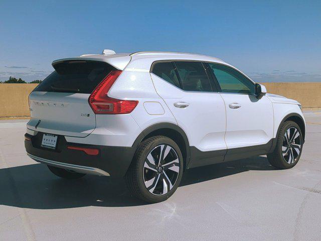 new 2025 Volvo XC40 car, priced at $51,765