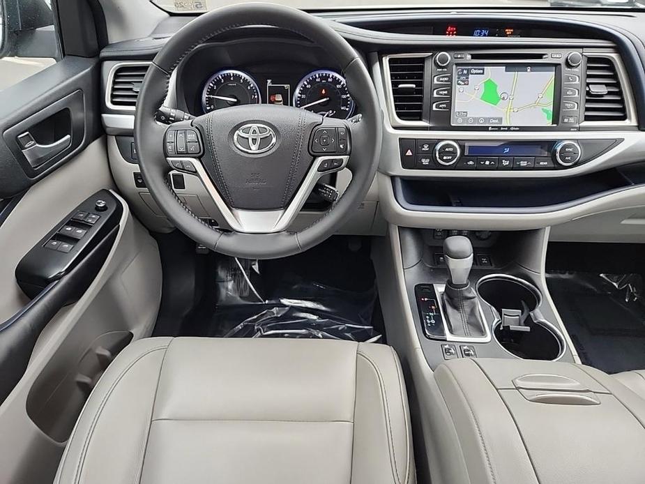 used 2017 Toyota Highlander car, priced at $25,500