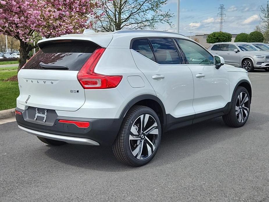 new 2024 Volvo XC40 car, priced at $51,975