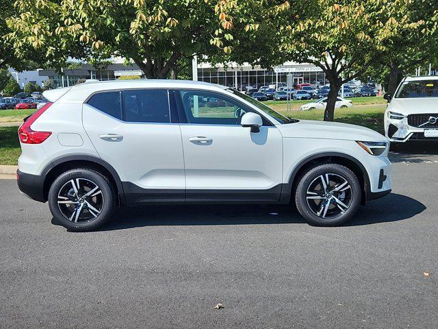 new 2025 Volvo XC40 car, priced at $45,215