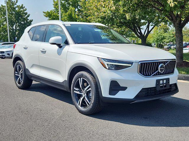 new 2025 Volvo XC40 car, priced at $45,215