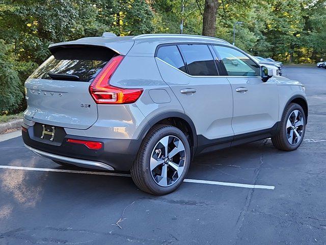 new 2025 Volvo XC40 car, priced at $48,315