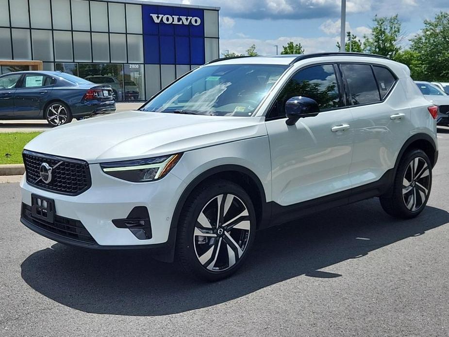 used 2024 Volvo XC40 car, priced at $48,020