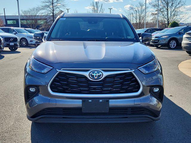 used 2022 Toyota Highlander Hybrid car, priced at $40,330