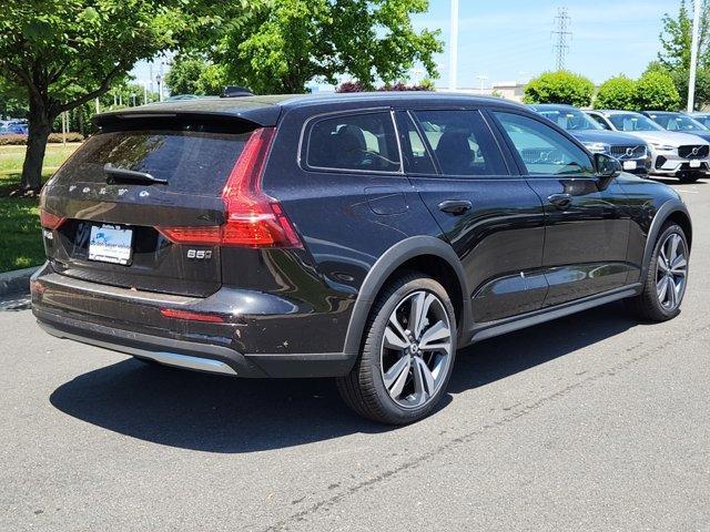 new 2024 Volvo V60 Cross Country car, priced at $53,290