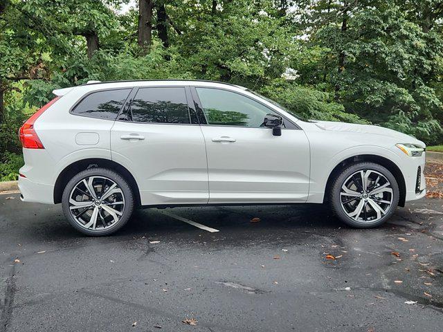 new 2025 Volvo XC60 car, priced at $63,425