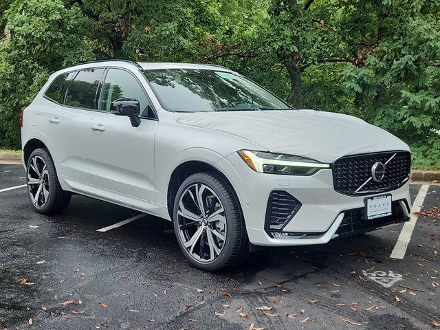 new 2025 Volvo XC60 car, priced at $63,425