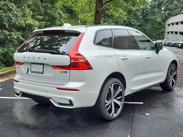 new 2025 Volvo XC60 car, priced at $63,425