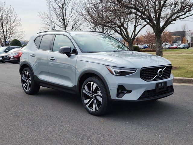 new 2025 Volvo XC40 car, priced at $49,170