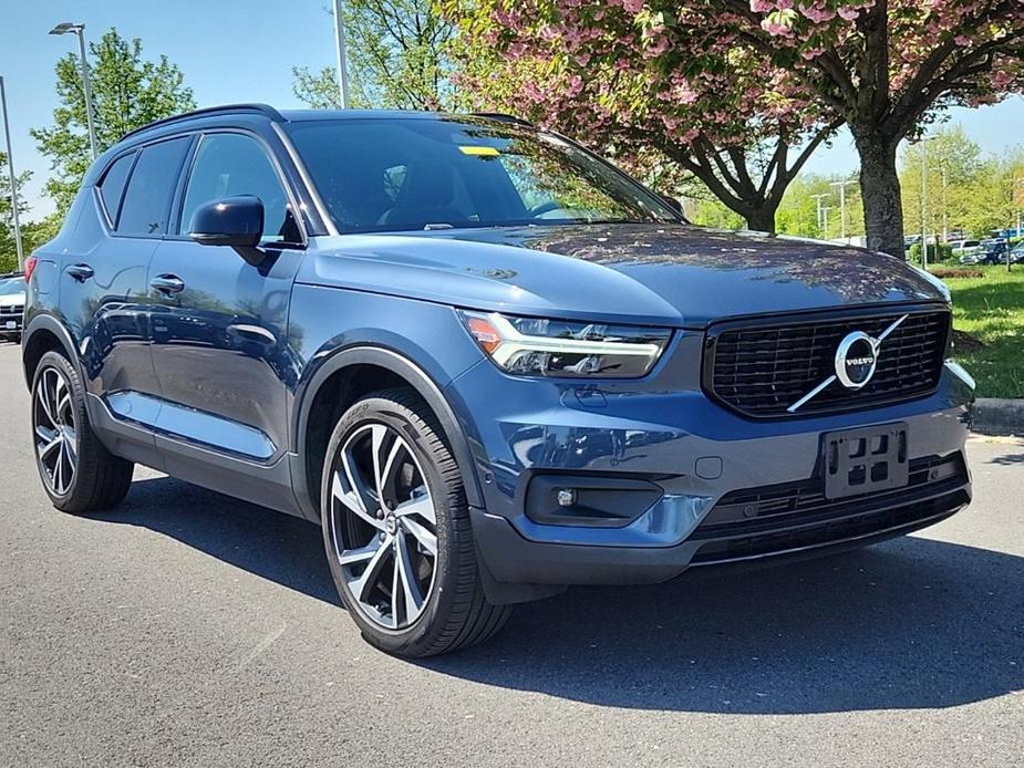 used 2022 Volvo XC40 car, priced at $33,500