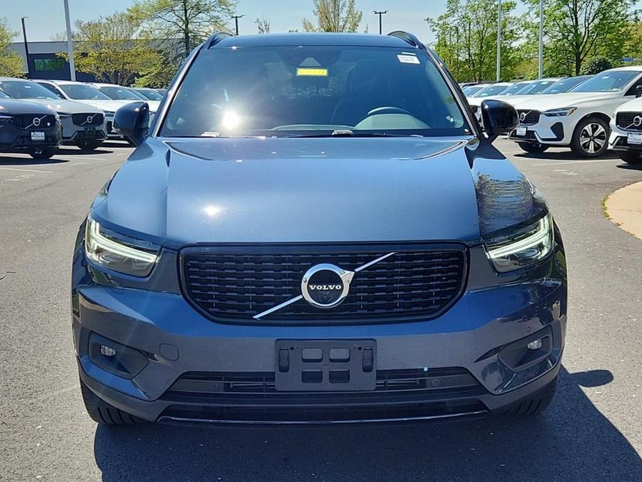 used 2022 Volvo XC40 car, priced at $35,225