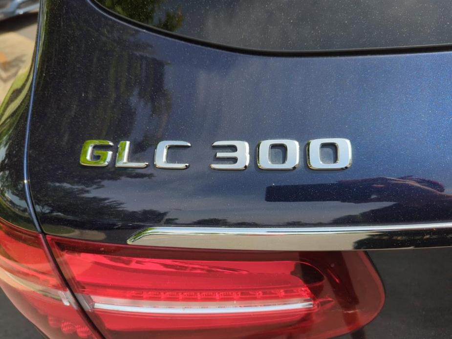 used 2019 Mercedes-Benz GLC 300 car, priced at $22,880