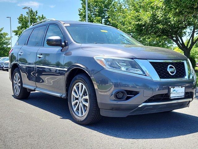 used 2014 Nissan Pathfinder car, priced at $10,000