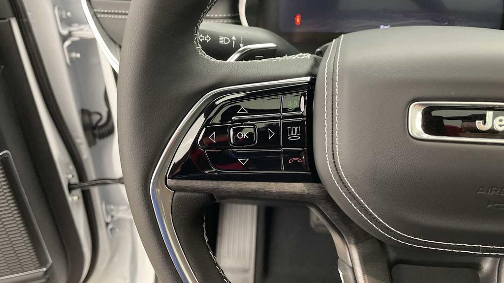 new 2025 Jeep Grand Cherokee L car, priced at $64,265